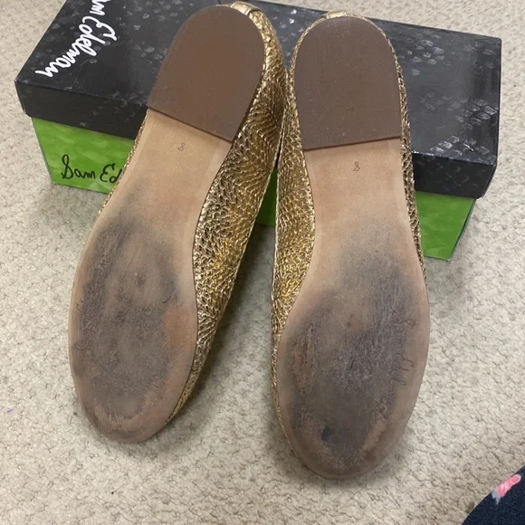 Sam Edelman Gold Stripe Flats Sz 8 - Picture 4 of 5